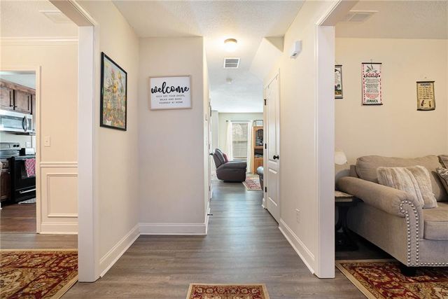 1504 Cedar Creek Drive, Loganville, GA 30052