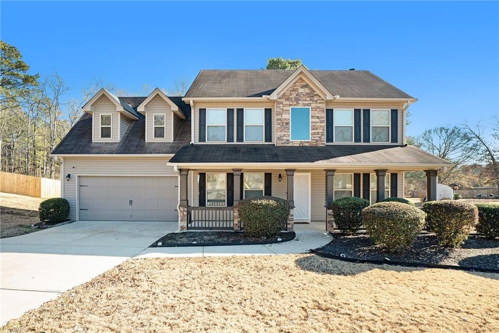 1504 Cedar Creek Drive, Loganville, GA 30052