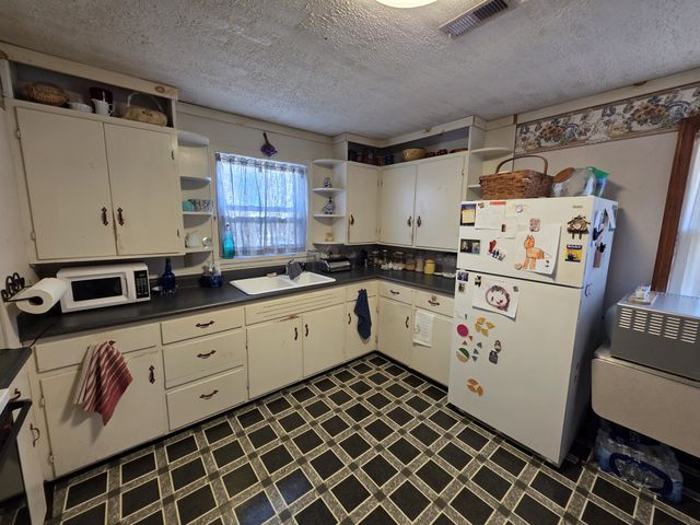 2001 Lacy Ln, Maryville, TN 37801