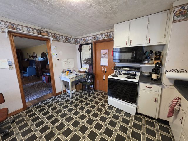 2001 Lacy Ln, Maryville, TN 37801