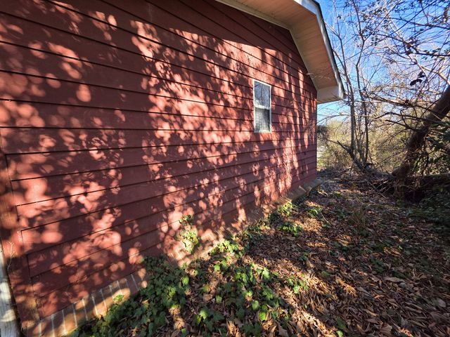 2001 Lacy Ln, Maryville, TN 37801