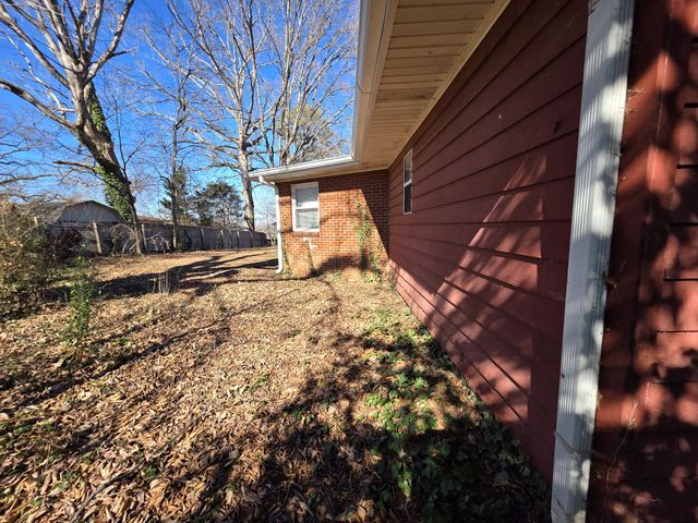 2001 Lacy Ln, Maryville, TN 37801