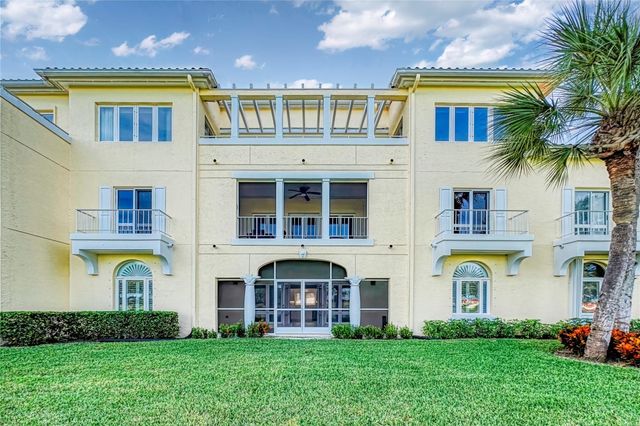 5060 Harmony Circle 104, Vero Beach, FL 32967