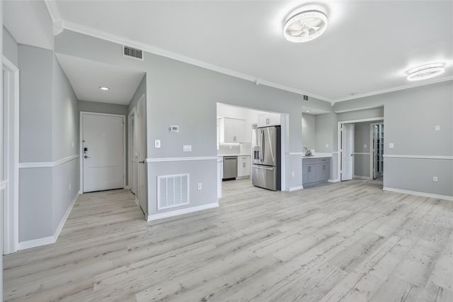 5060 Harmony Circle 104, Vero Beach, FL 32967