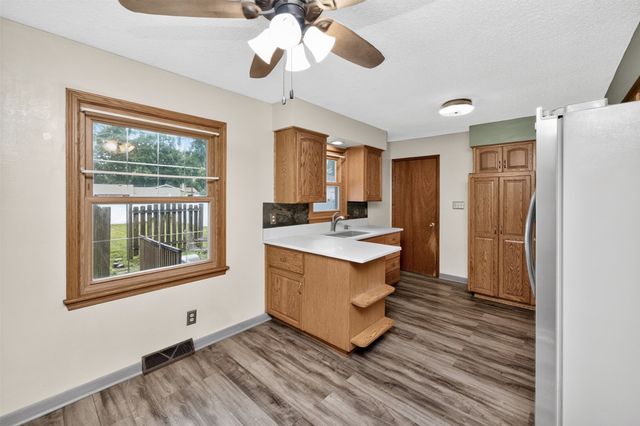 804 29th Street, West Des Moines, IA 50265