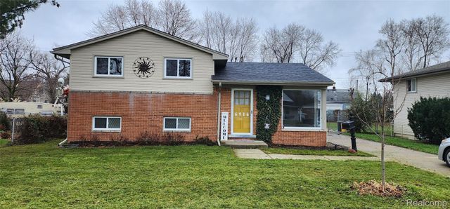 6916 Arcola Street, Garden City, MI 48135