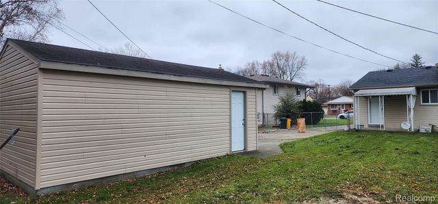 6916 Arcola Street, Garden City, MI 48135