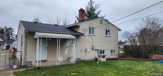 6916 Arcola Street, Garden City, MI 48135