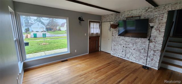 6916 Arcola Street, Garden City, MI 48135