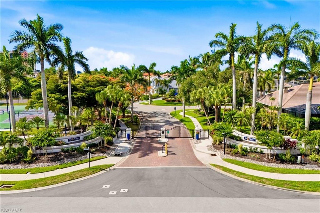 1817 Lagoon LN, CAPE CORAL, FL 33914 — photo 4