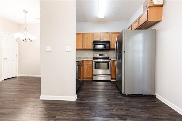 3622 Ginnis SW Road 5, Atlanta, GA 30331