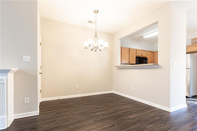 3622 Ginnis SW Road 5, Atlanta, GA 30331