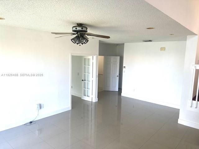 1561 NW 159th Ave, Pembroke Pines, FL 33028