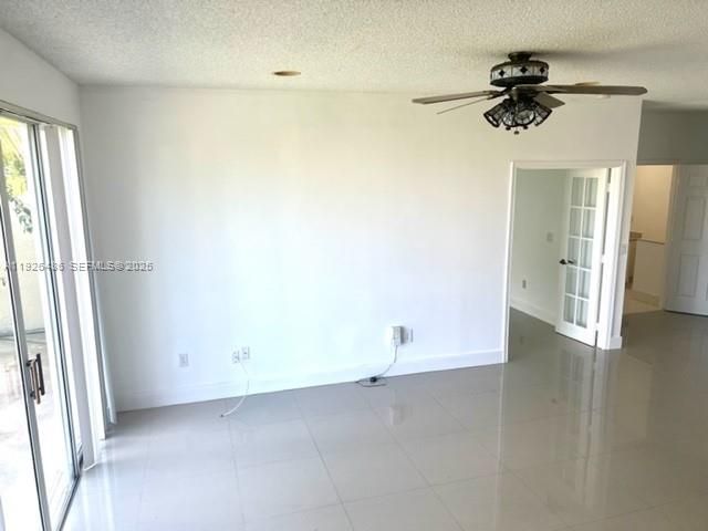 1561 NW 159th Ave, Pembroke Pines, FL 33028
