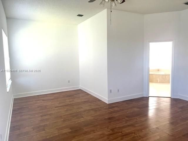 1561 NW 159th Ave, Pembroke Pines, FL 33028