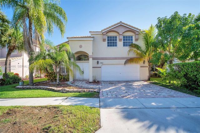 1561 NW 159th Ave, Pembroke Pines, FL 33028