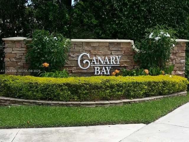 1561 NW 159th Ave, Pembroke Pines, FL 33028