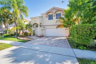 1561 NW 159th Ave, Pembroke Pines, FL 33028