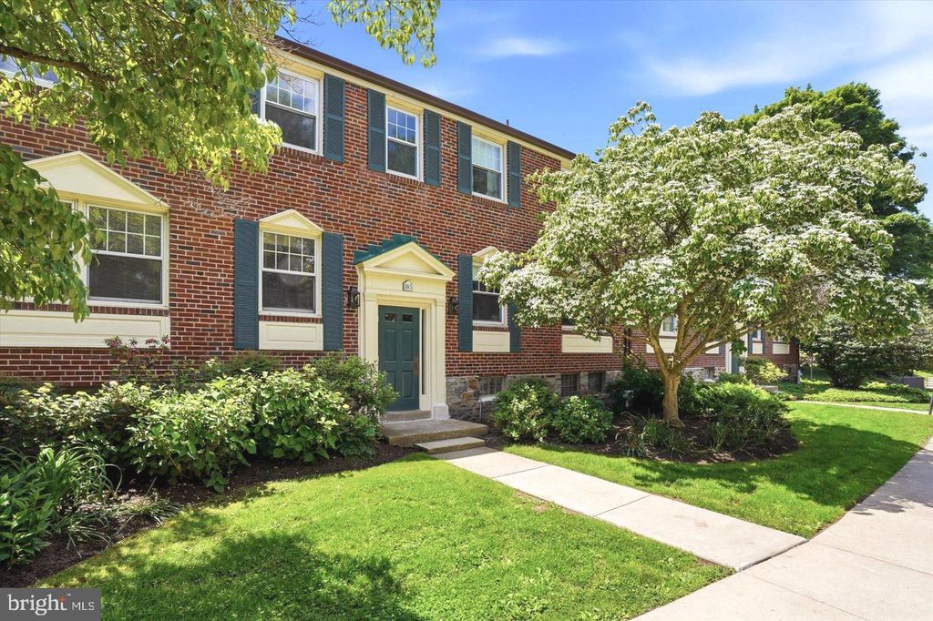500 E LANCASTER AVE #105C, WAYNE, PA 19087 — exterior