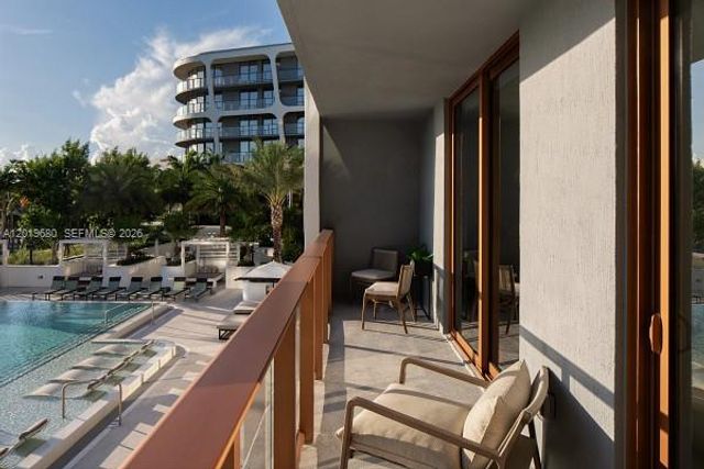 3900 Alton Road 305, Miami Beach, FL 33140