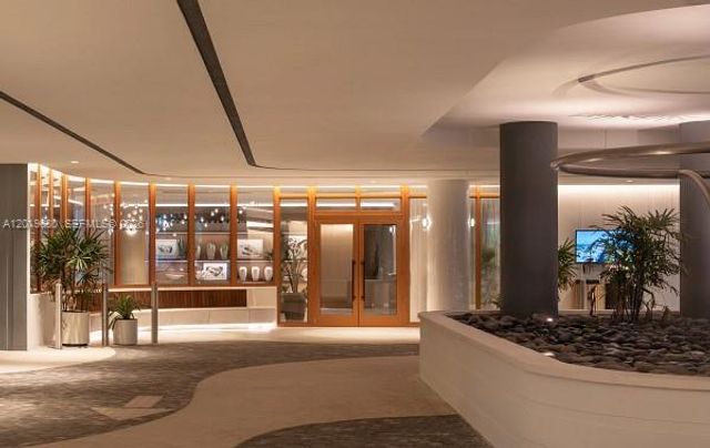 3900 Alton Road 305, Miami Beach, FL 33140