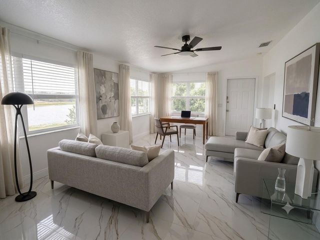 907 VALENTINA DRIVE, Dundee, FL 33838