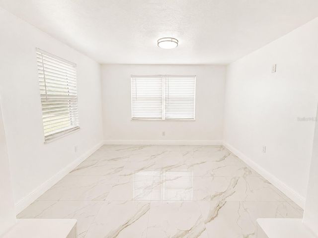 907 VALENTINA DRIVE, Dundee, FL 33838