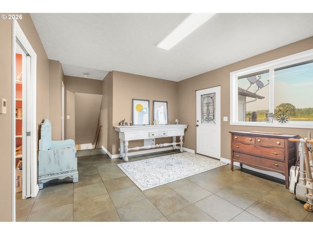 27424 Se EAGLE CREEK Rd, Estacada, OR 97023