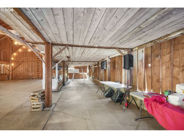 27424 Se EAGLE CREEK Rd, Estacada, OR 97023