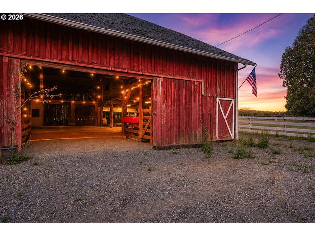 27424 Se EAGLE CREEK Rd, Estacada, OR 97023