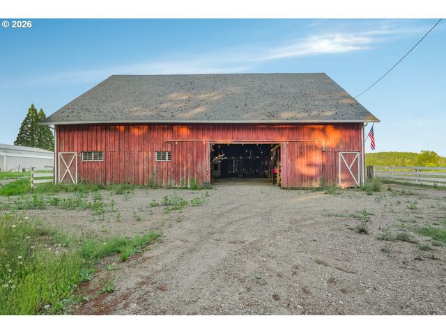 27424 Se EAGLE CREEK Rd, Estacada, OR 97023