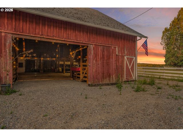 27424 Se EAGLE CREEK Rd, Estacada, OR 97023