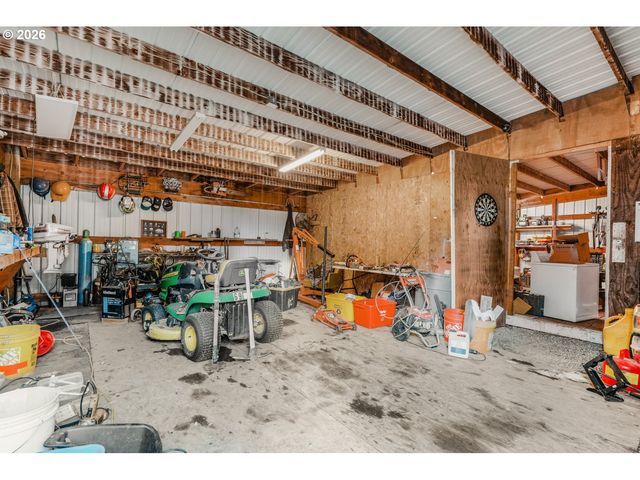 27424 Se EAGLE CREEK Rd, Estacada, OR 97023