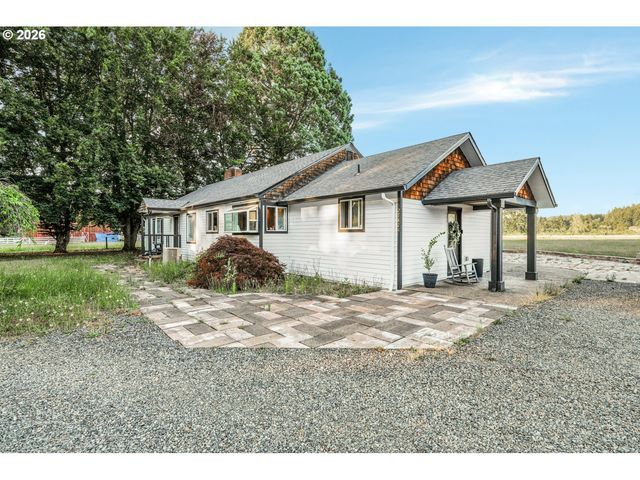 27424 Se EAGLE CREEK Rd, Estacada, OR 97023