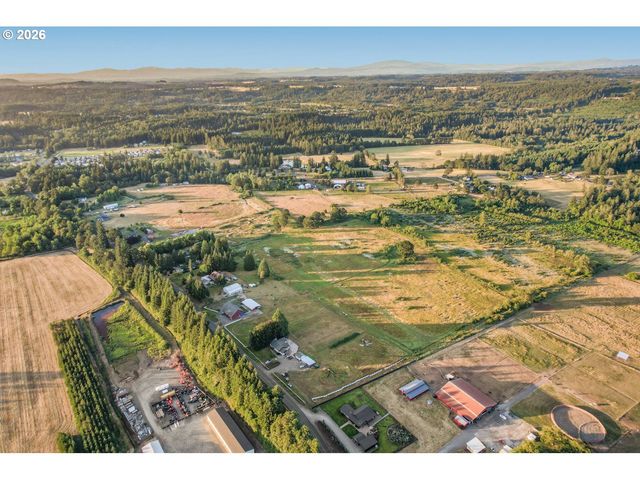 27424 Se EAGLE CREEK Rd, Estacada, OR 97023