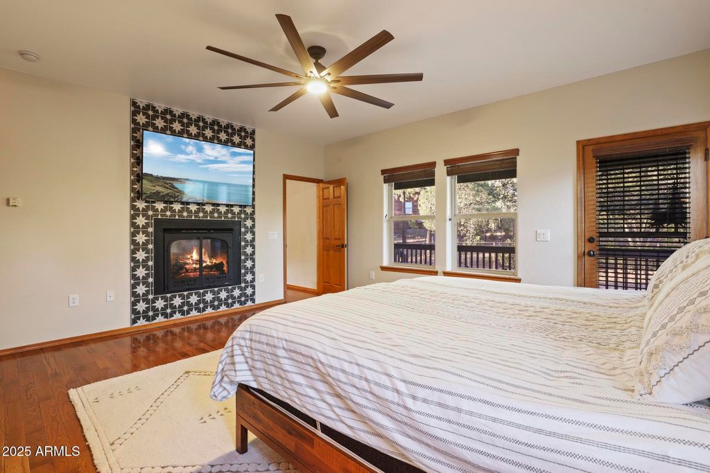 Image 19 of property listing at 2700 S MARSHALLS Run, Show Low, AZ 85901