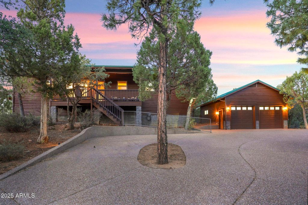 Image 2 of property listing at 2700 S MARSHALLS Run, Show Low, AZ 85901