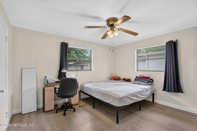 2151 LARRY Drive, Jacksonville, FL 32216
