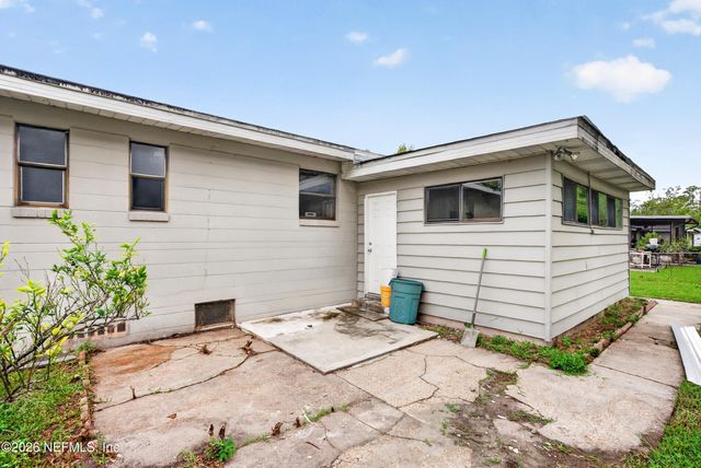 2151 LARRY Drive, Jacksonville, FL 32216