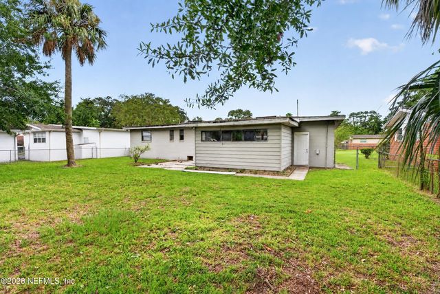 2151 LARRY Drive, Jacksonville, FL 32216