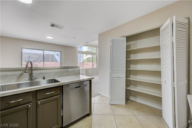 2706 Guidance Court, North Las Vegas, NV 89031