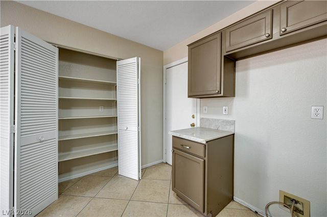 2706 Guidance Court, North Las Vegas, NV 89031