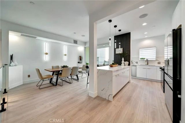 1020 Hilldale, West Hollywood, CA 90069