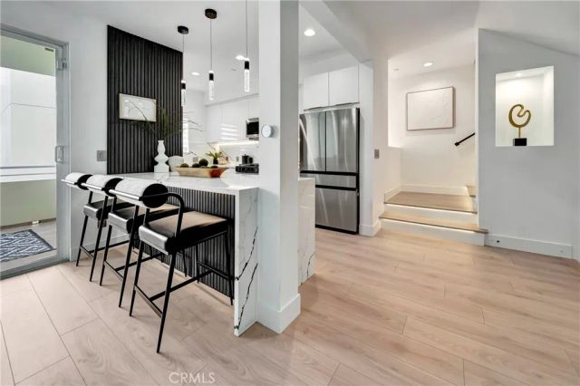 1020 Hilldale, West Hollywood, CA 90069