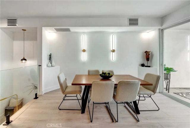 1020 Hilldale, West Hollywood, CA 90069