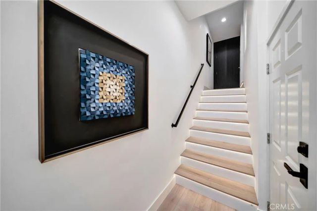 1020 Hilldale, West Hollywood, CA 90069