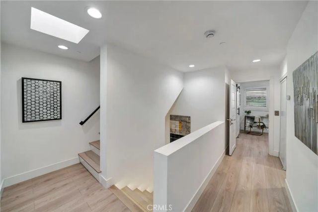 1020 Hilldale, West Hollywood, CA 90069