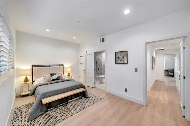1020 Hilldale, West Hollywood, CA 90069