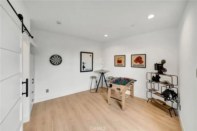 1020 Hilldale, West Hollywood, CA 90069