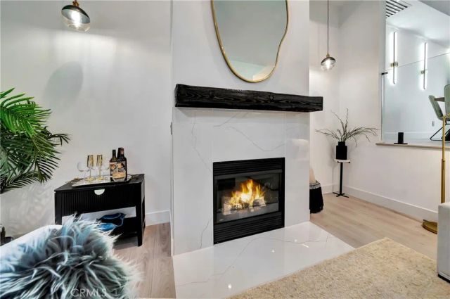 1020 Hilldale, West Hollywood, CA 90069